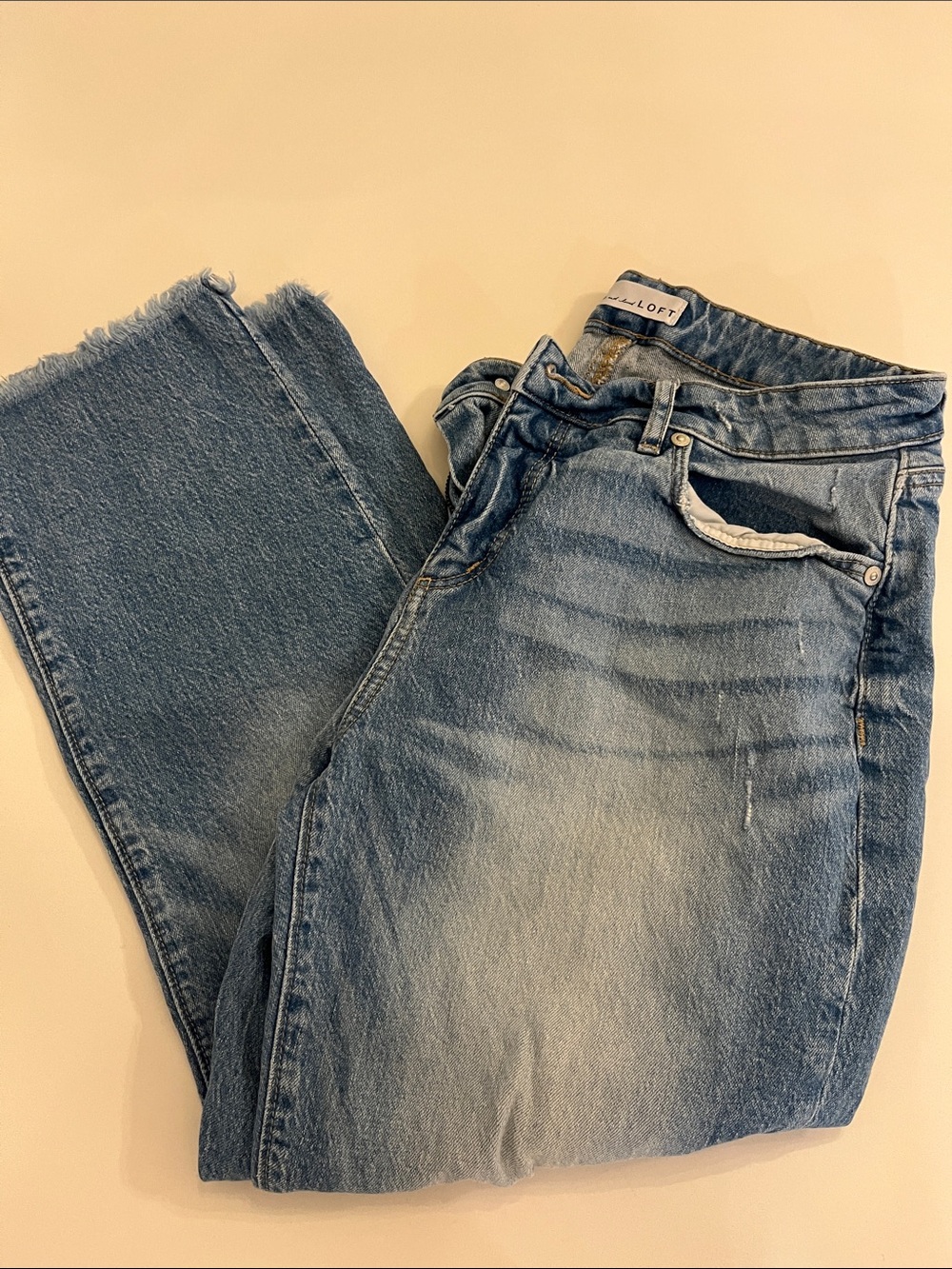 LOFT The Curvy Straight Crop SIZE 27 PETITE SIZE 4 Jeans